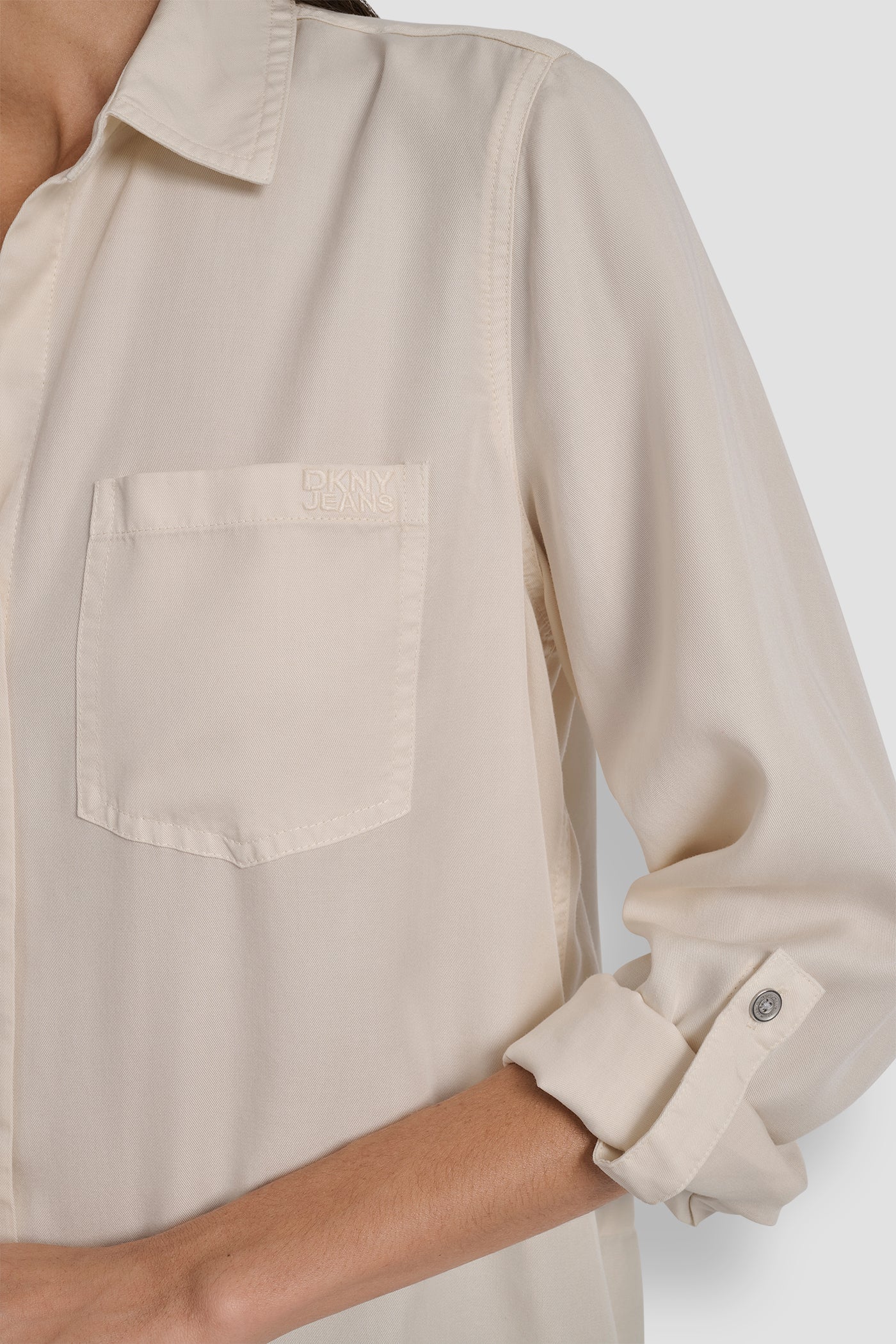 SPLIT BACK BUTTON FRONT WITH ROLL TAB - Image 5