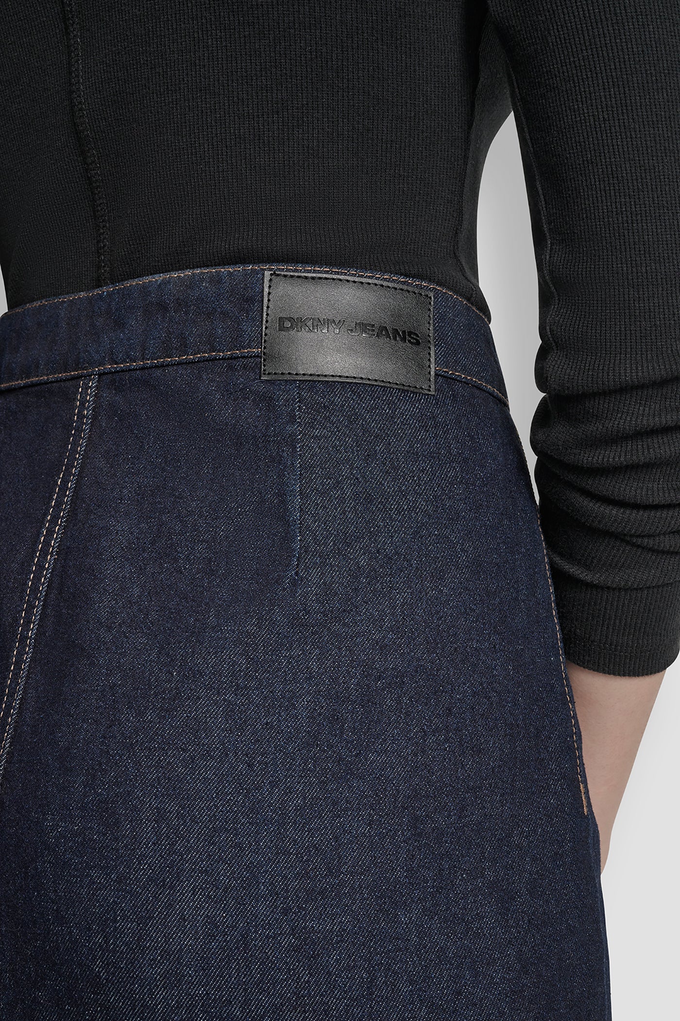 HIGH RISE BUTTON FRONT MINI SKIRT - Image 7