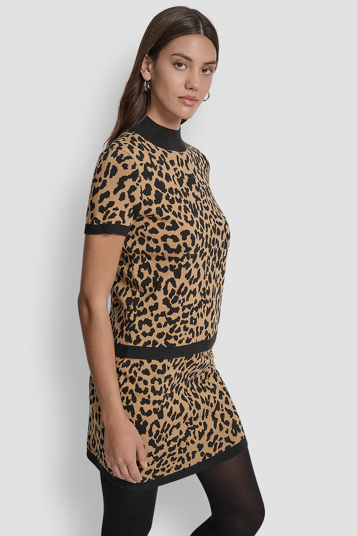 CAP SLEEVE MOCK NECK CHEETAH JACQUARD SWEATER - Image 3