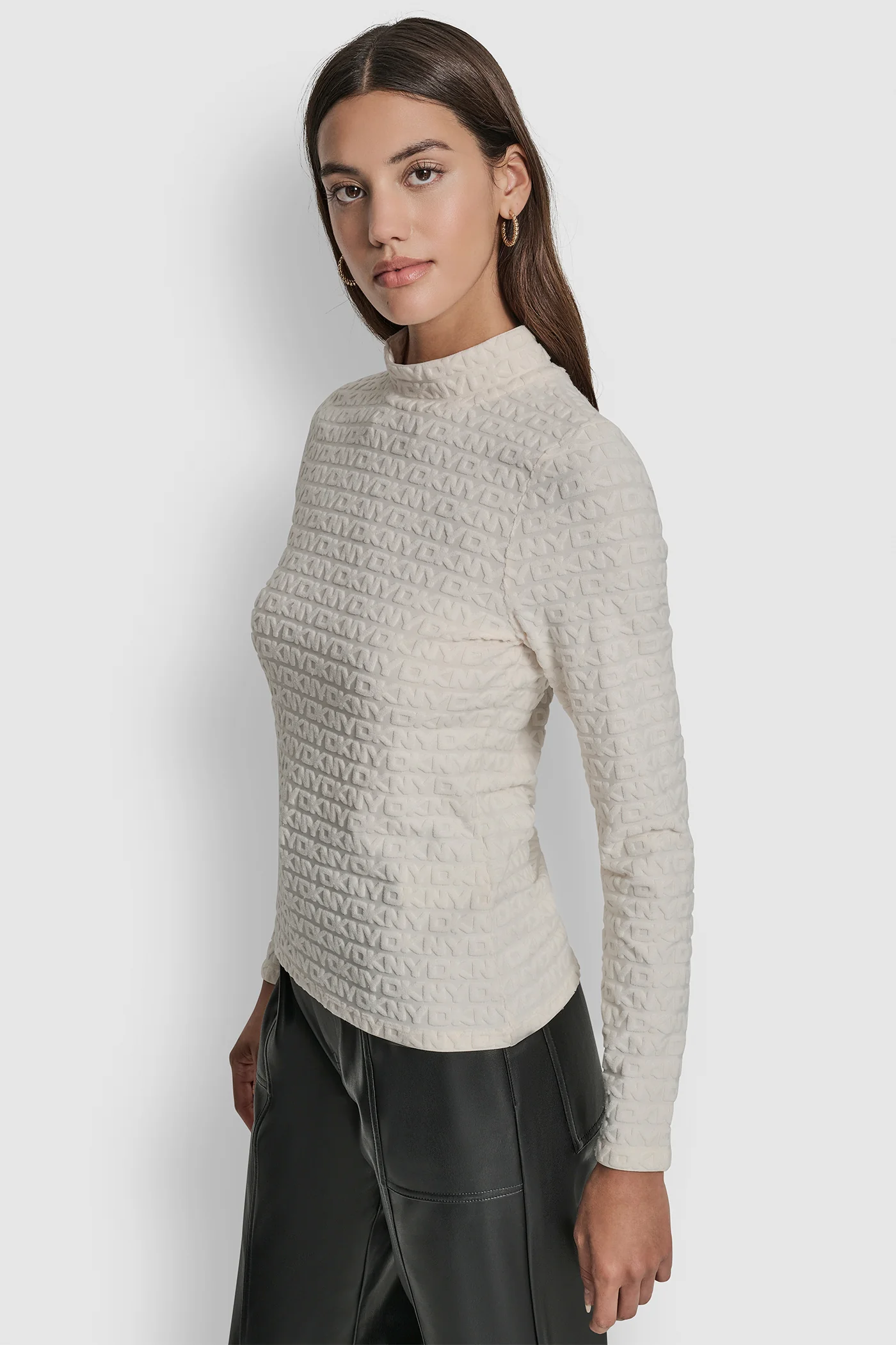 LOGO JACQUARD  LONG SLEEVE MOCK NECK TEE - Image 3