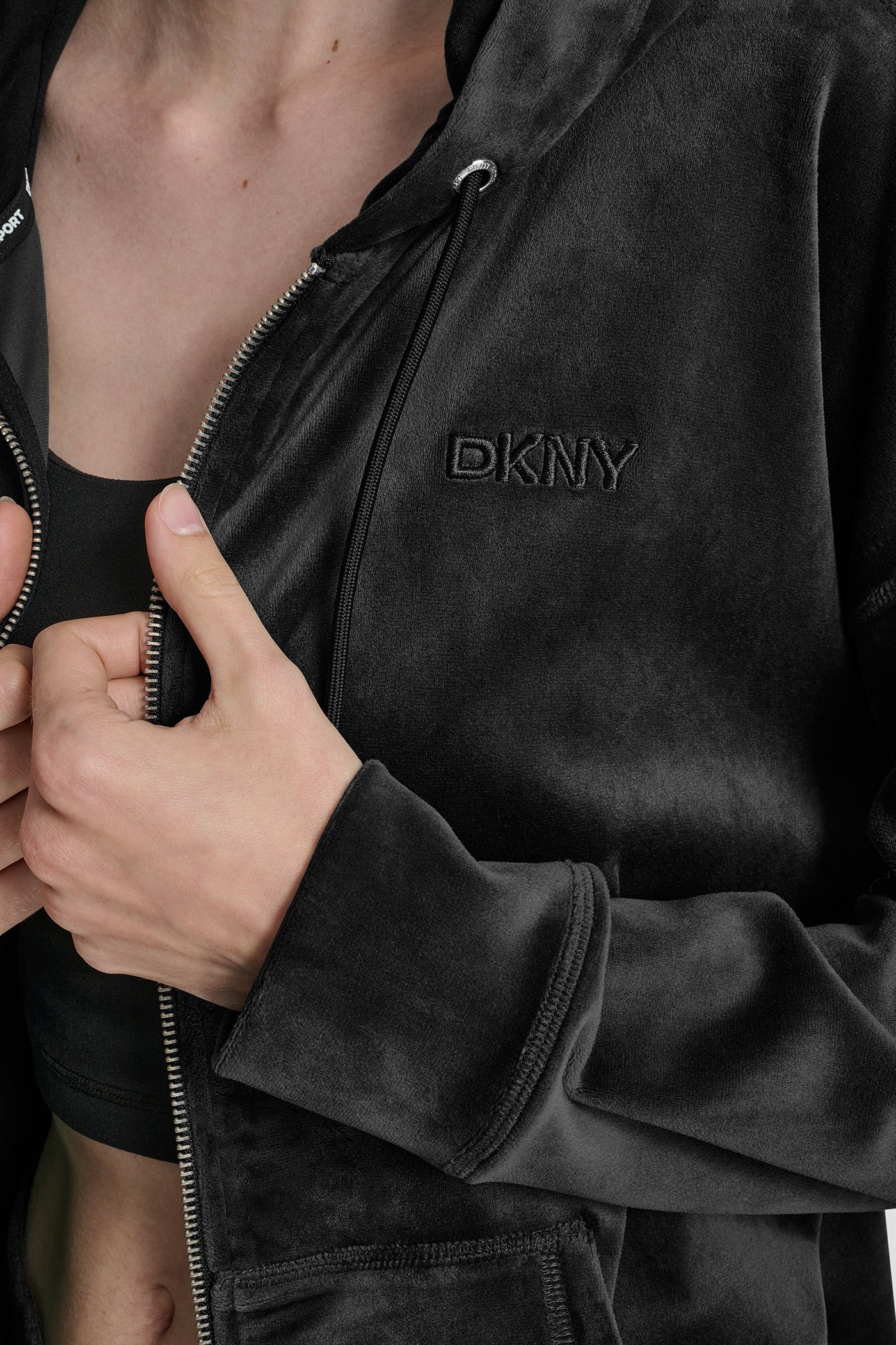 VELOUR HD EMBROIDERY LOGO FULL ZIP HOODIE - Image 5