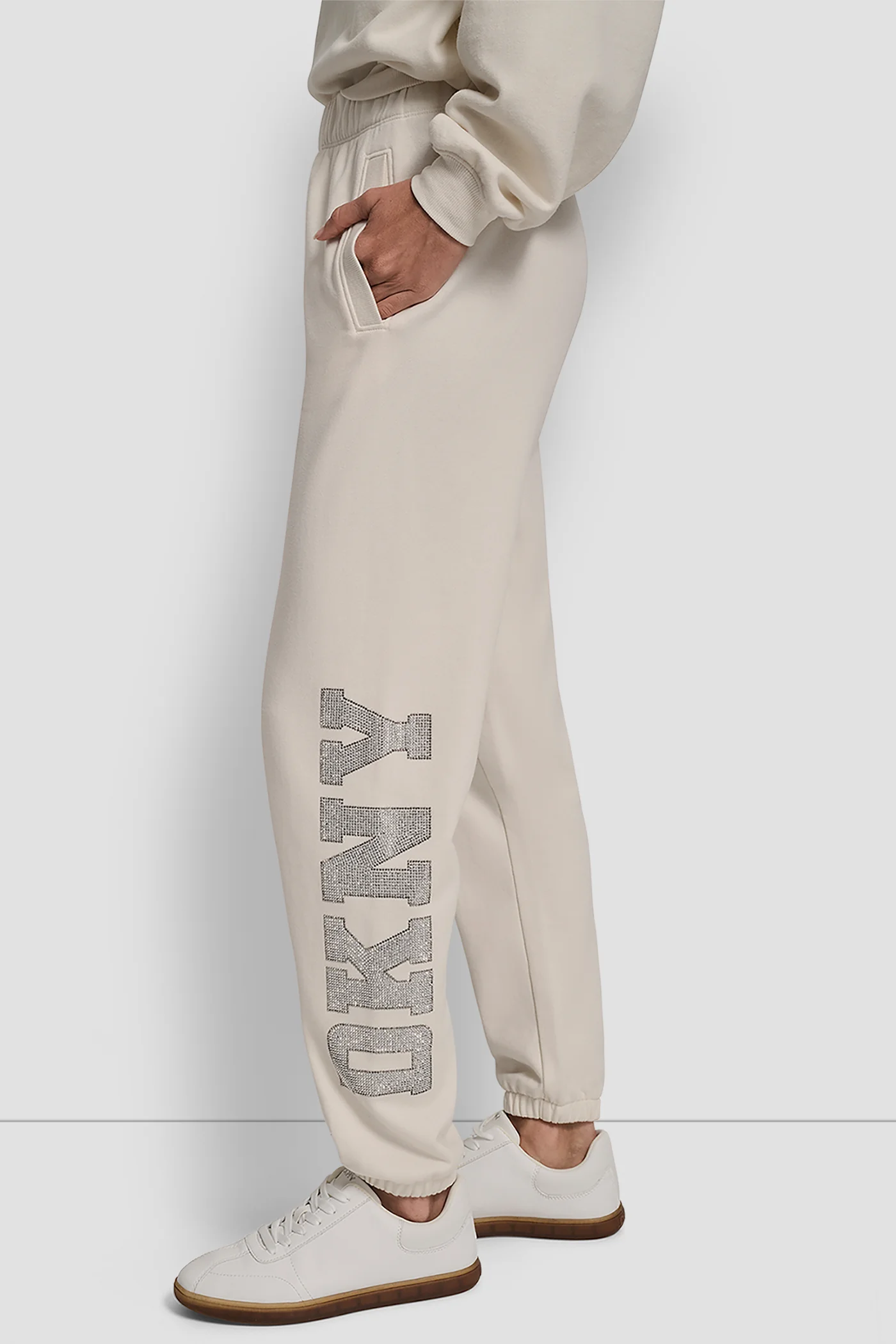 EXPLODED RHINESTONE VARISTY LOGO HIGH RISE RELAXED - Image 3